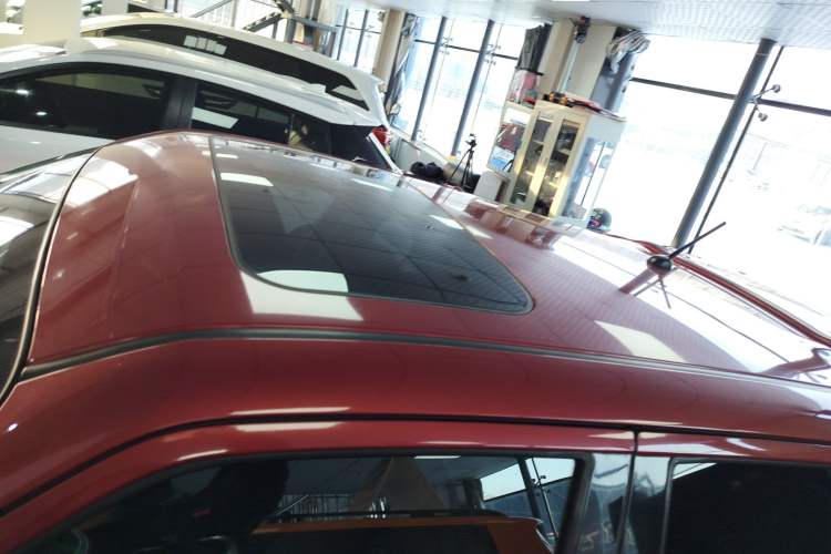 Used Infiniti ESQ 2014 1.6L Spontaneous Edition