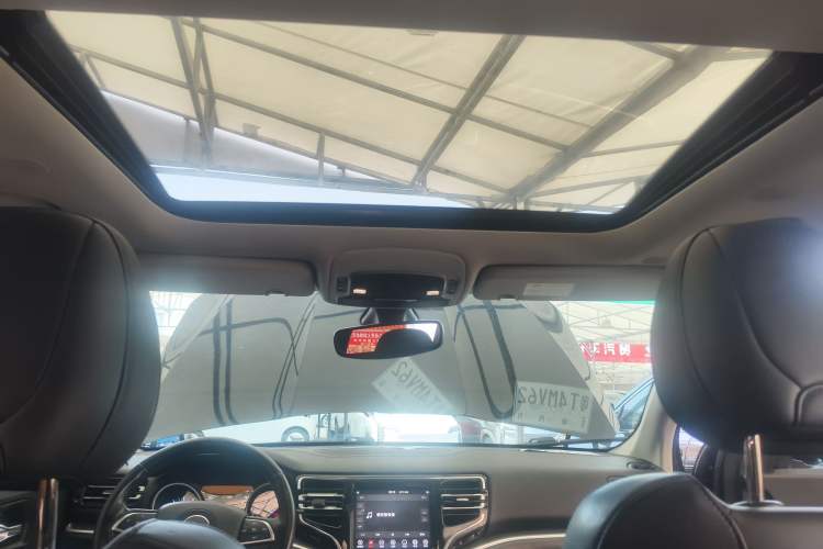 Used  Grand Commander 2018 2.0T Four-Wheel Drive Enjoyment Edition China VI
