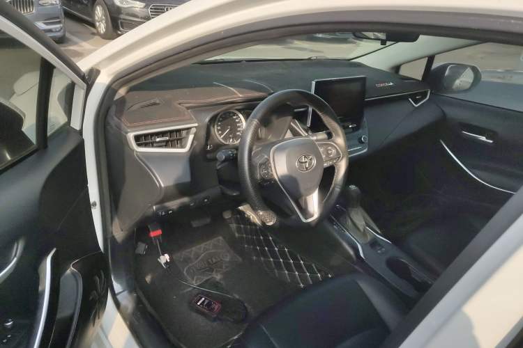 Used Toyota Corolla 2019 Dual-Engine 1.8L E-CVT GL-i Elite Edition
