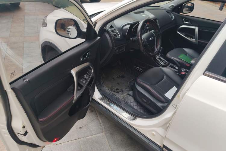 Used Chery Tiggo 5 2014 2.0L CVT Family Deluxe Edition
