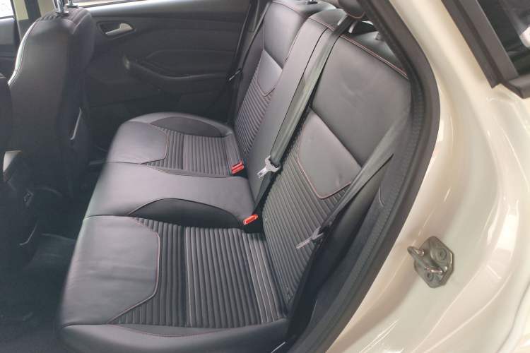 Used Ford Focus 2017 1.5T CTCC White and Black Limited Edition
