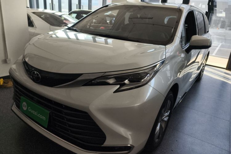 Used Toyota Sienna 2024 2.5L Hybrid Four-Wheel Drive Prestige Edition