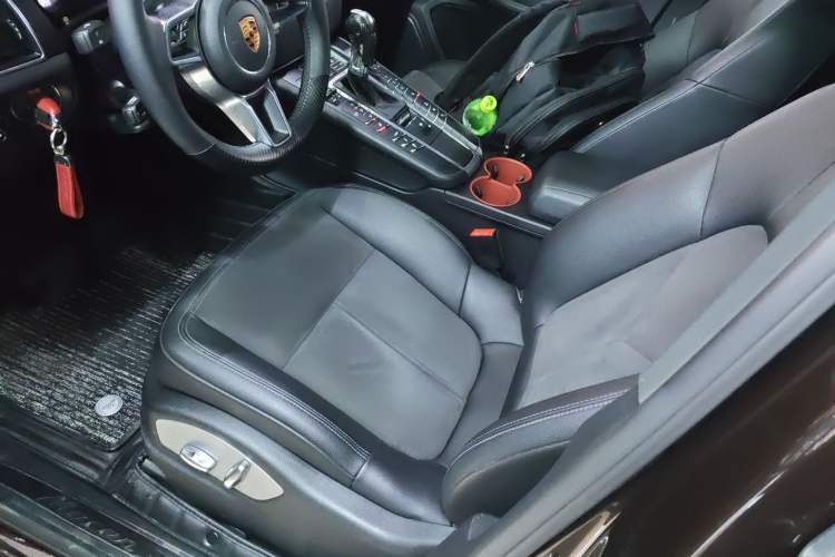 Used Porsche Macan 2017 Macan 2.0T