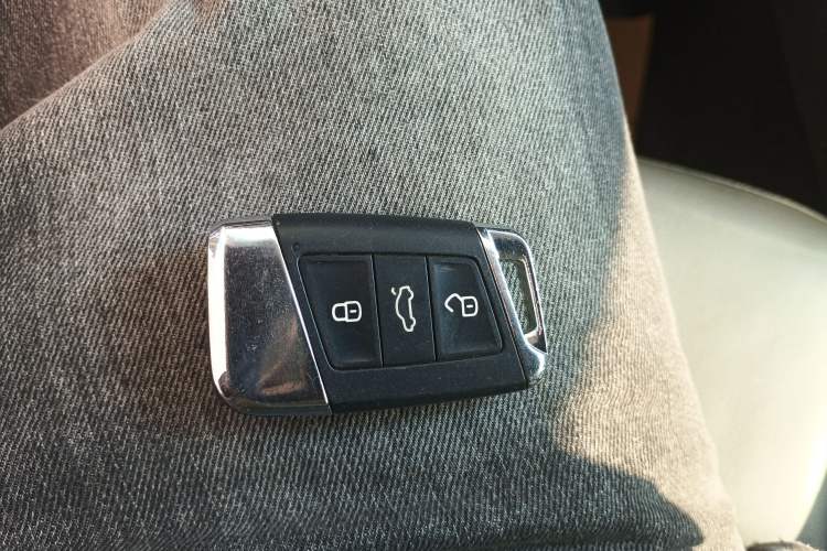 Used Volkswagen Passat 2019 330TSI Elite Edition China VI