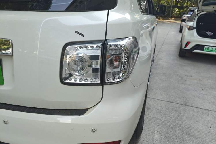 Used Nissan Patrol 2018 Y62 4.0 XE Middle East
