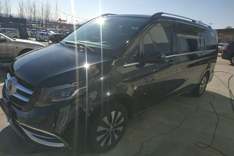 Used Mercedes-Benz Vito 2021 2.0T Elite Version 7 Seats