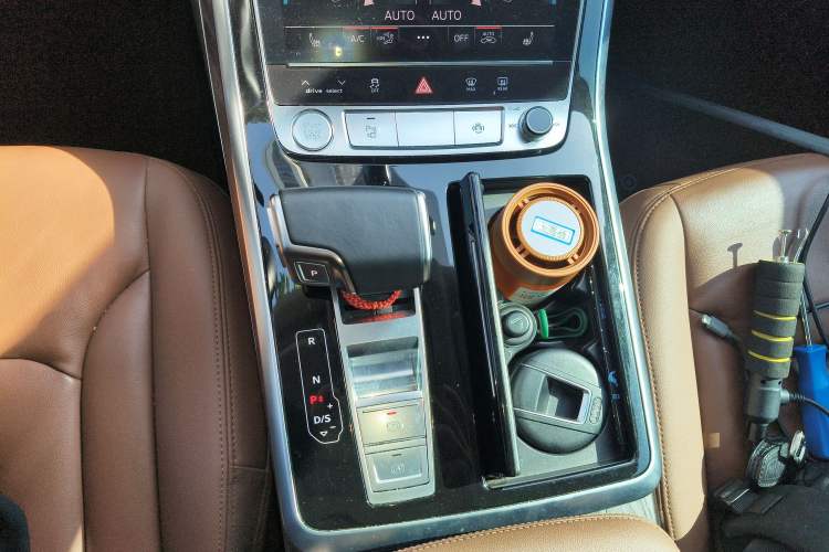 Used Audi Q7 2020 55 TFSI quattro S line sports model