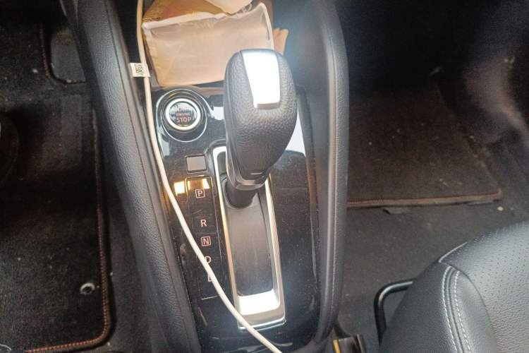 Used Nissan Kicks 2021 1.5L XV CVT Smart Connect Luxury Edition
