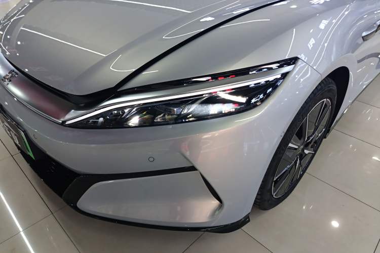 Used BYD Han L 2025 DM-i 200KM LiDAR Luxury Model
