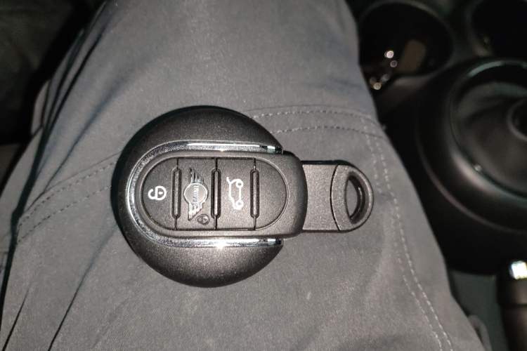 Used  MINI 2023 Updated 2.0T COOPER S Racing Driver
