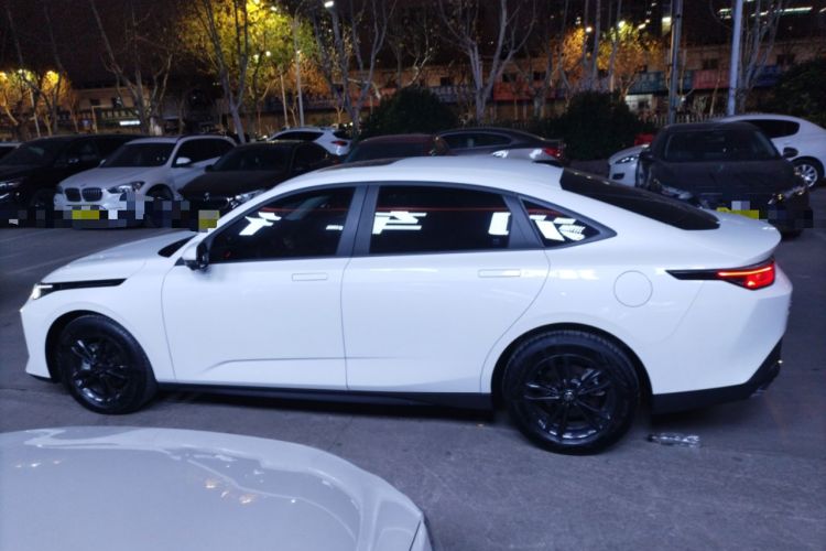 Used Changan Eado DD 2023 Blue Whale NE 1.5T GDI DCT Luxury Edition
