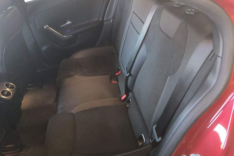 Used Mercedes-Benz A-Class 2021 A 200 L Sport Sedan Fashion Model
