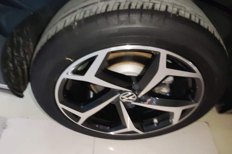 Used Volkswagen Magotan 2023 2 Million Units Commemorative Edition 330TSI DSG Luxury Version
