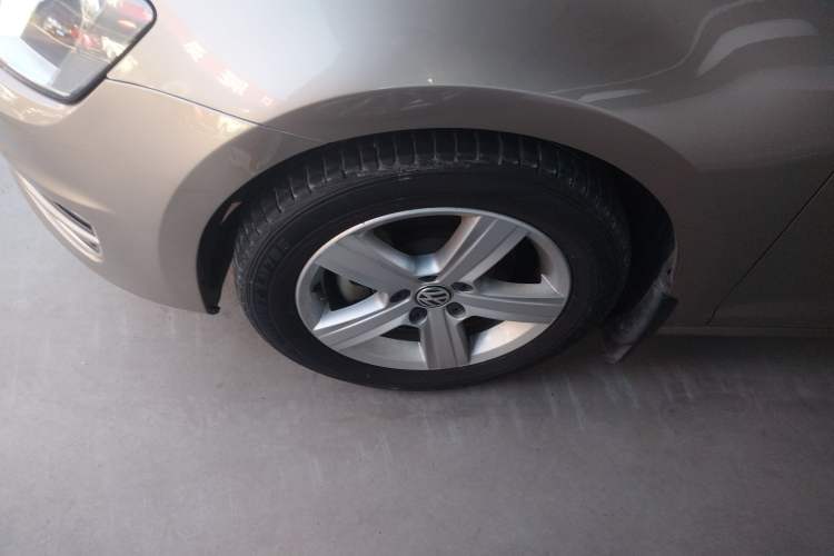 Used Volkswagen Golf 2015 1.2TSI Automatic Comfort Model
