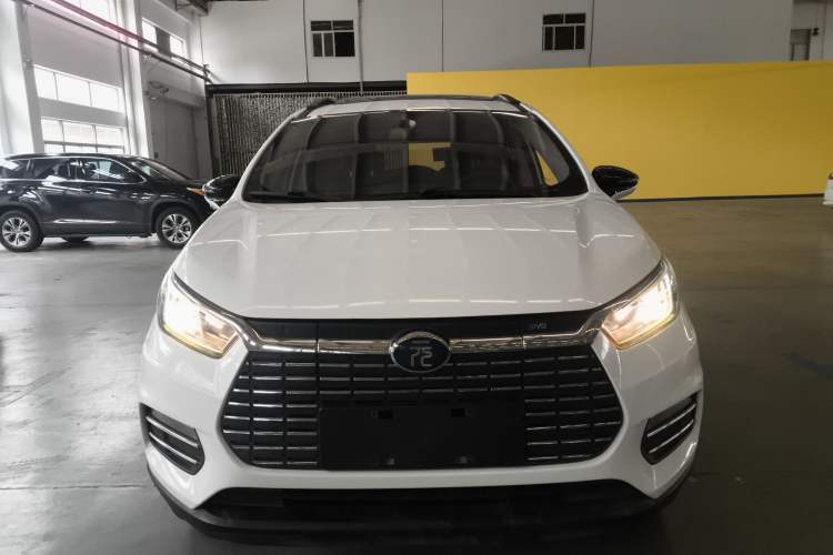 Used BYD Yuan New Energy 2018 EV360 Smart Connect Cool Edition
