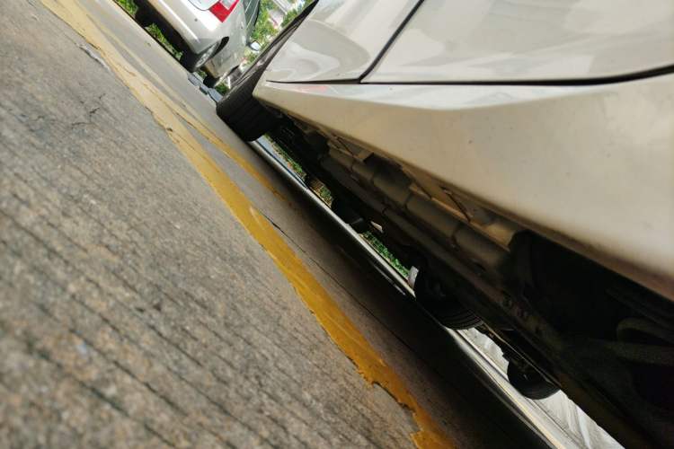 Used Lexus ES 2015 300h Premium Edition
