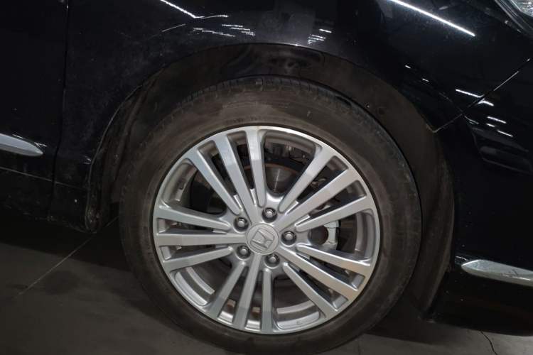 Used Honda Elysion 2016 2.4L Luxury Edition
