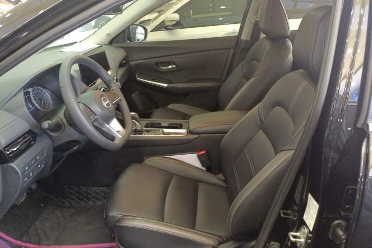 Used Nissan Sylphy 2023 Revised 1.6L CVT Enjoyment Edition
