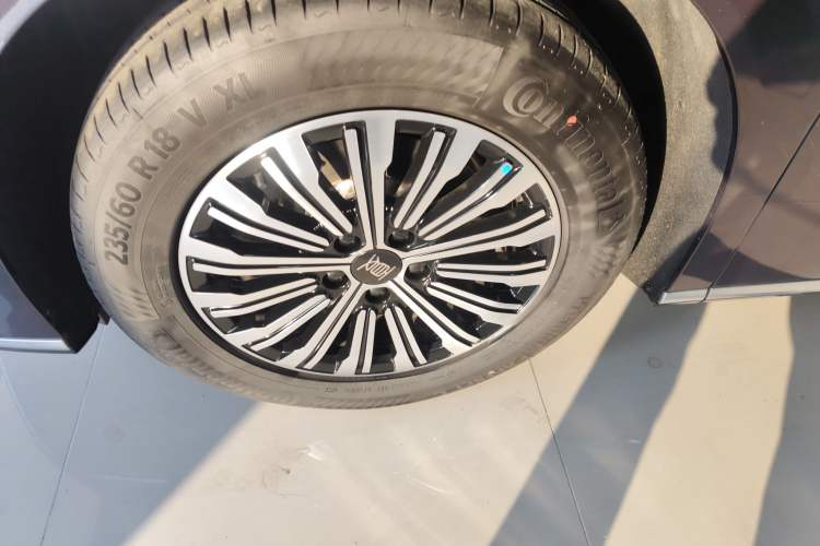 Used BYD Xia 2025 DM-i 1.5T 180km Beyond Edition
