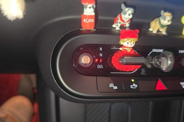 Used MINI MINI 2025 1.5T COOPER Classic Edition Five-Door Version
