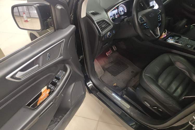 Used Ford Edge 2020 EcoBoost 245 Two-Wheel Drive Titanium 7-Seater