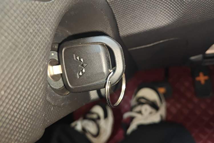 Used Wuling Hongguang MINIEV 2020 Freedom Version Lithium Iron Phosphate
