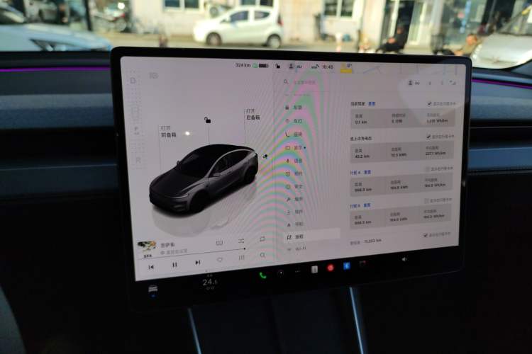 Used Tesla Model Y 2025 Rear-Wheel-Drive Version
