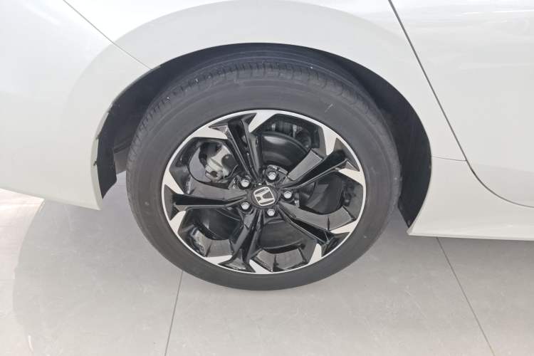 Used Honda Civic 2022 240TURBO CVT Dynamic Edition
