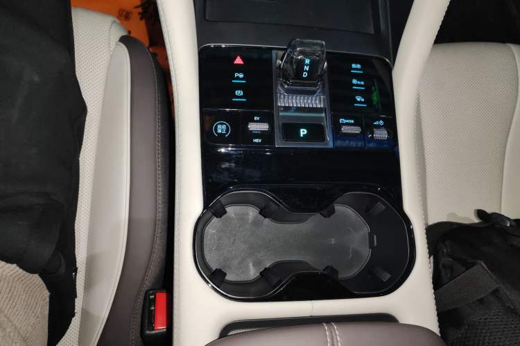 Used BYD Song PLUS New Energy 2025 DM-i Intelligent Driving 160KM Flagship Model
