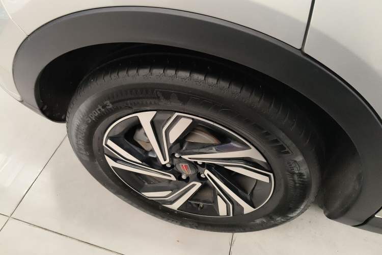 Used Hongqi HS5 2022 Revised Version 2.0T Smart Connect Flagship Edition
