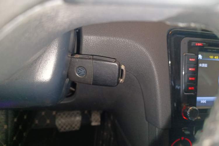 Used Volkswagen Bora 2014 1.6L Automatic Comfort Model
