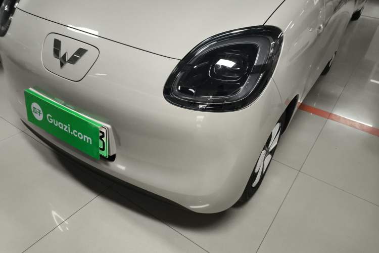 Used Wuling Hongguang MINIEV 2025 Four-Door Version Advanced Edition
