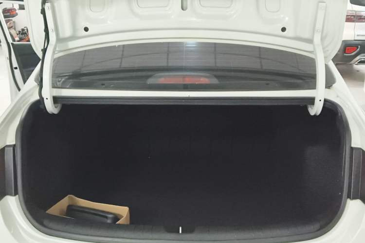 Used Hyundai Celesta 2018 1.6L Automatic GL Enjoyment Edition China VI compliant
