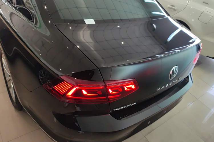 Used Volkswagen Magotan 2025 Zhongxiang Version 280TSI DSG Comfort Edition
