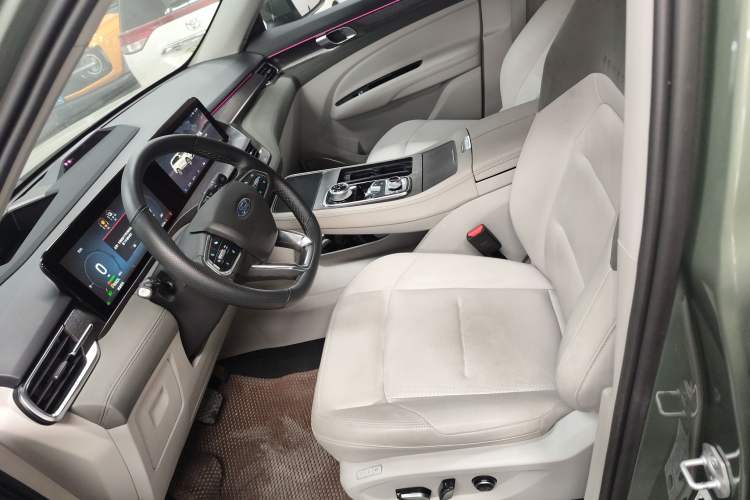 Used Ford Equator New Energy 2025 Luxury Plus Version
