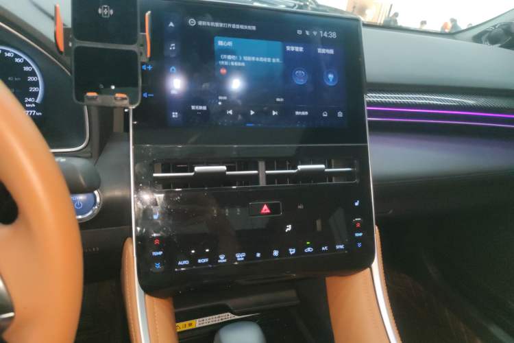 Used Toyota Avalon 2022 Dual-Engine 2.5L XLE Premium Edition