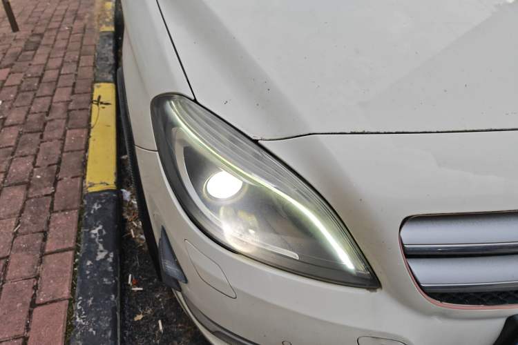 Used Mercedes-Benz B-Class 2012 B 200