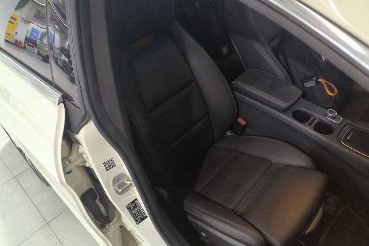 Used Mercedes-Benz CLA 2017 Facelifted CLA 200 Stylish Edition
