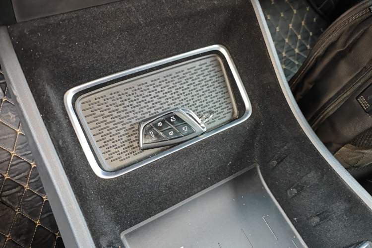 Used SAIC MAXUS G90 2022 2.0T Interstellar Flagship Edition
