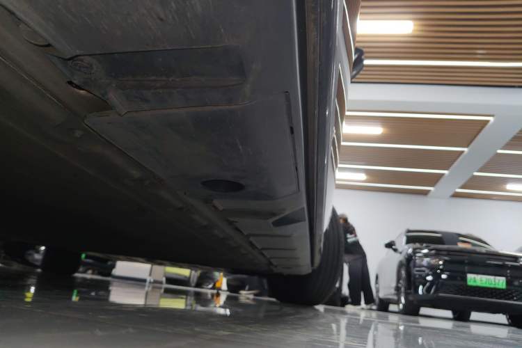 Used XPeng X9 2024 702 Ultra-Long Range Pro