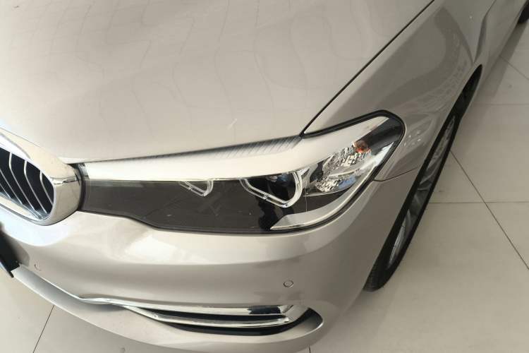 Used BMW 5 Series 2019 525Li Luxury Package
