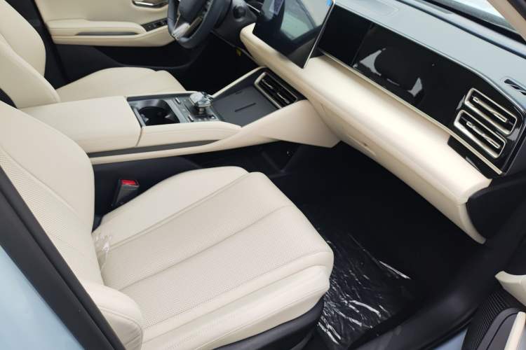 Used BYD Qin L 2024 DM-i 120KM Beyond Model
