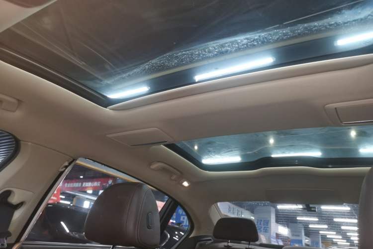 Used BMW 7 Series 2017 730Li Leading Model
