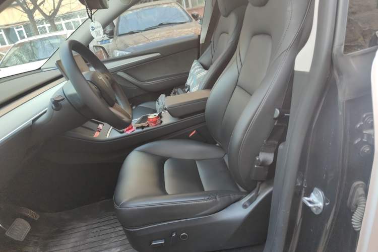 Used Tesla Model Y 2024 Rear-Wheel-Drive Version
