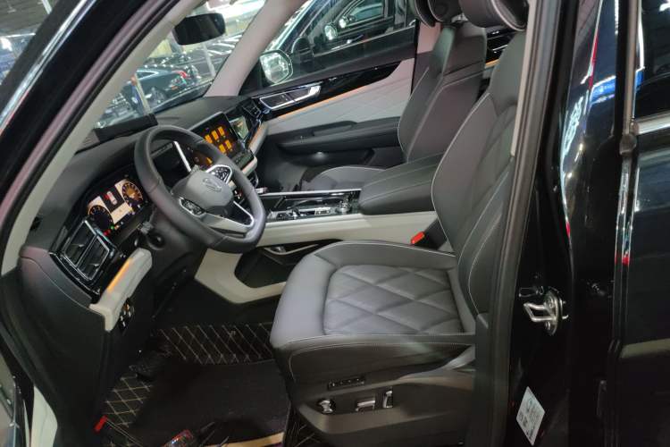 Used Volkswagen Teramont 2024 380TSI Four-Wheel Drive Longxiang Edition
