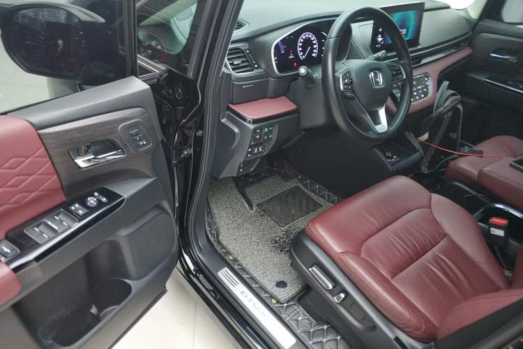 Used Honda Elysion 2022 2.0L eHEV Prestige Edition
