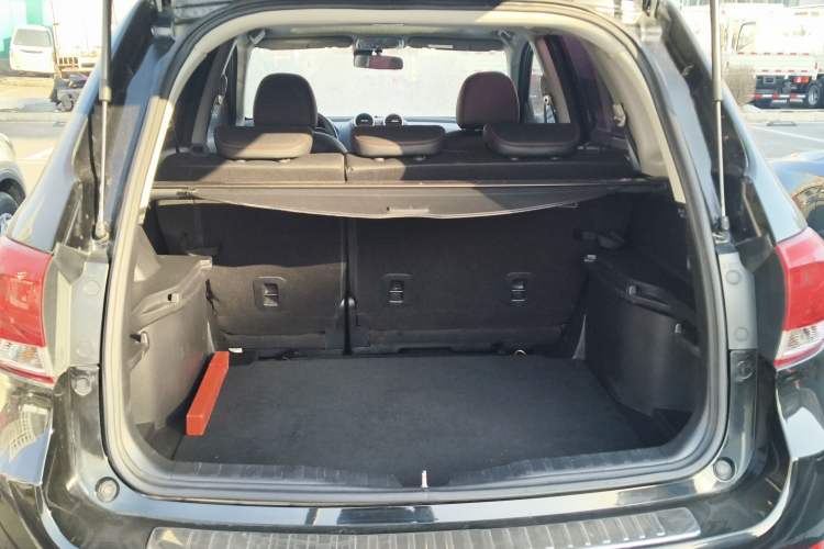 Used Haval H6 2015 Upgraded Model 1.5T Manual Two-Wheel Drive Elite Version
