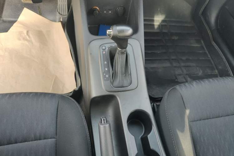 Used Kia K3 2013 1.6L Automatic GL
