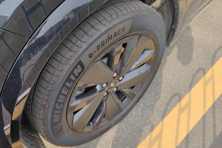 Used Li Auto L7 2025 Pro Smart Refresh Edition
