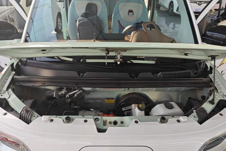 Used Wuling Hongguang MINIEV 2024 3rd Generation 215km Advanced Version
